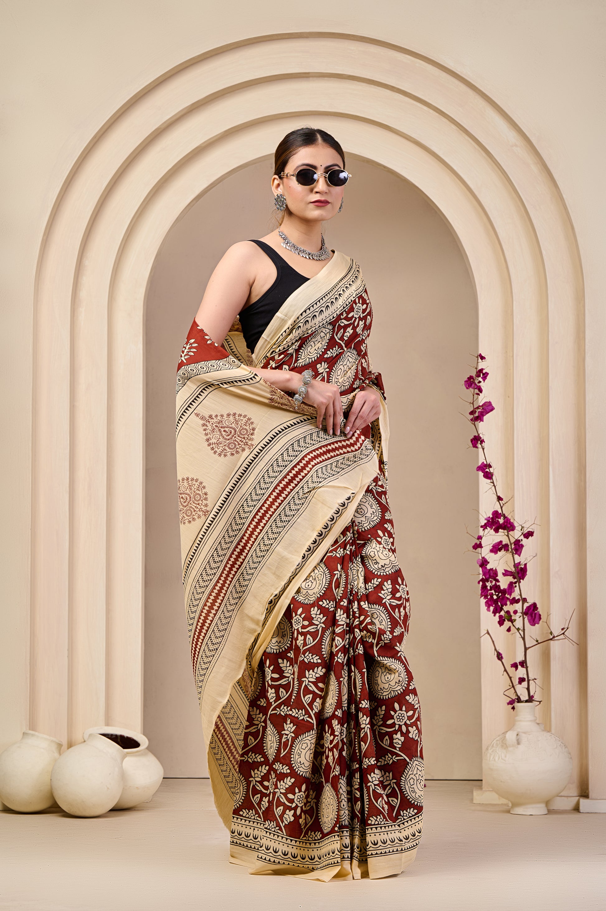 Elegant Printed Saree with Traditional Design with Blouse Piece view 4