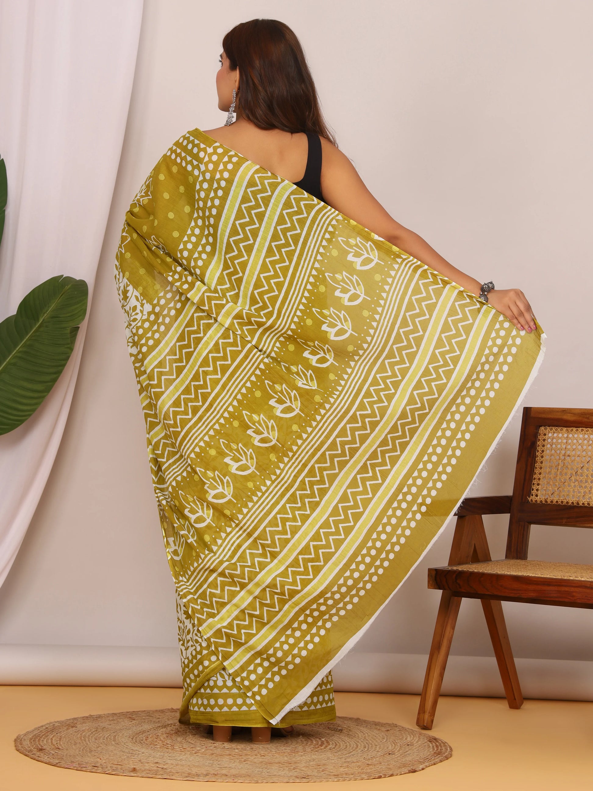 Women Olive Green Hand Block Print Cotton Saree with Blouse Piece view 3