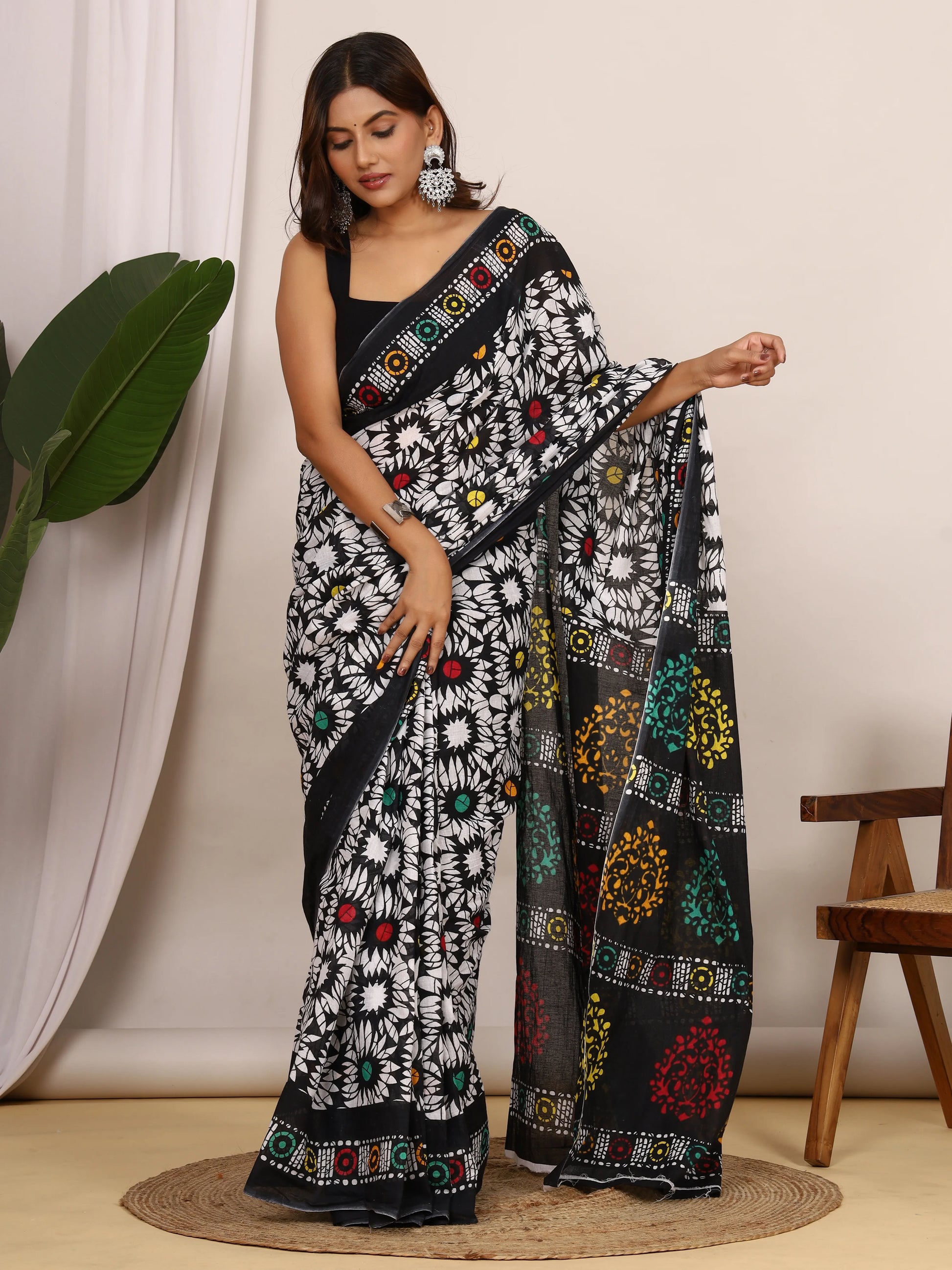 Black & White Floral Hand Block Print Cotton Saree with Running Blouse view 4