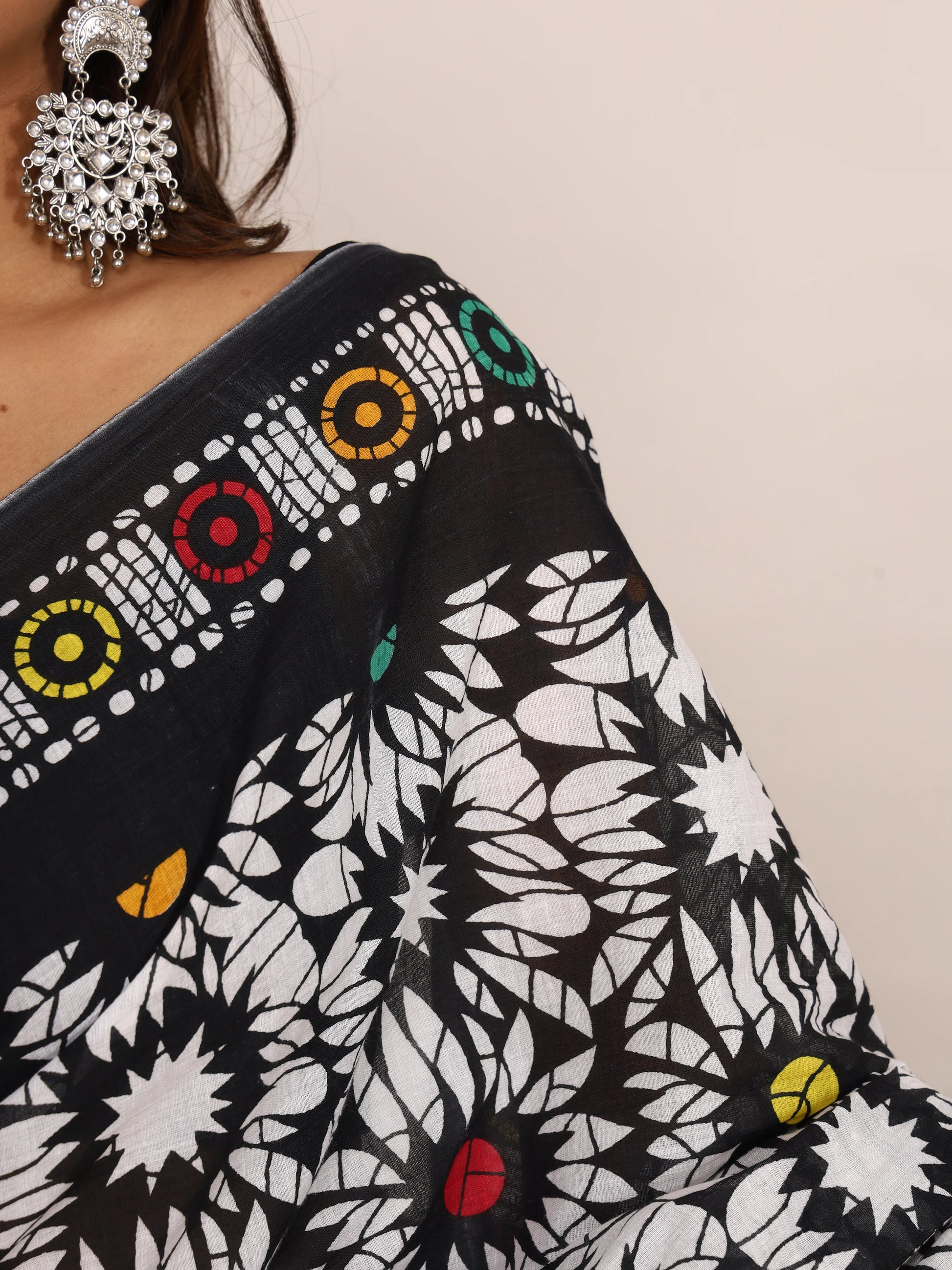 Black & White Floral Hand Block Print Cotton Saree with Running Blouse view 8