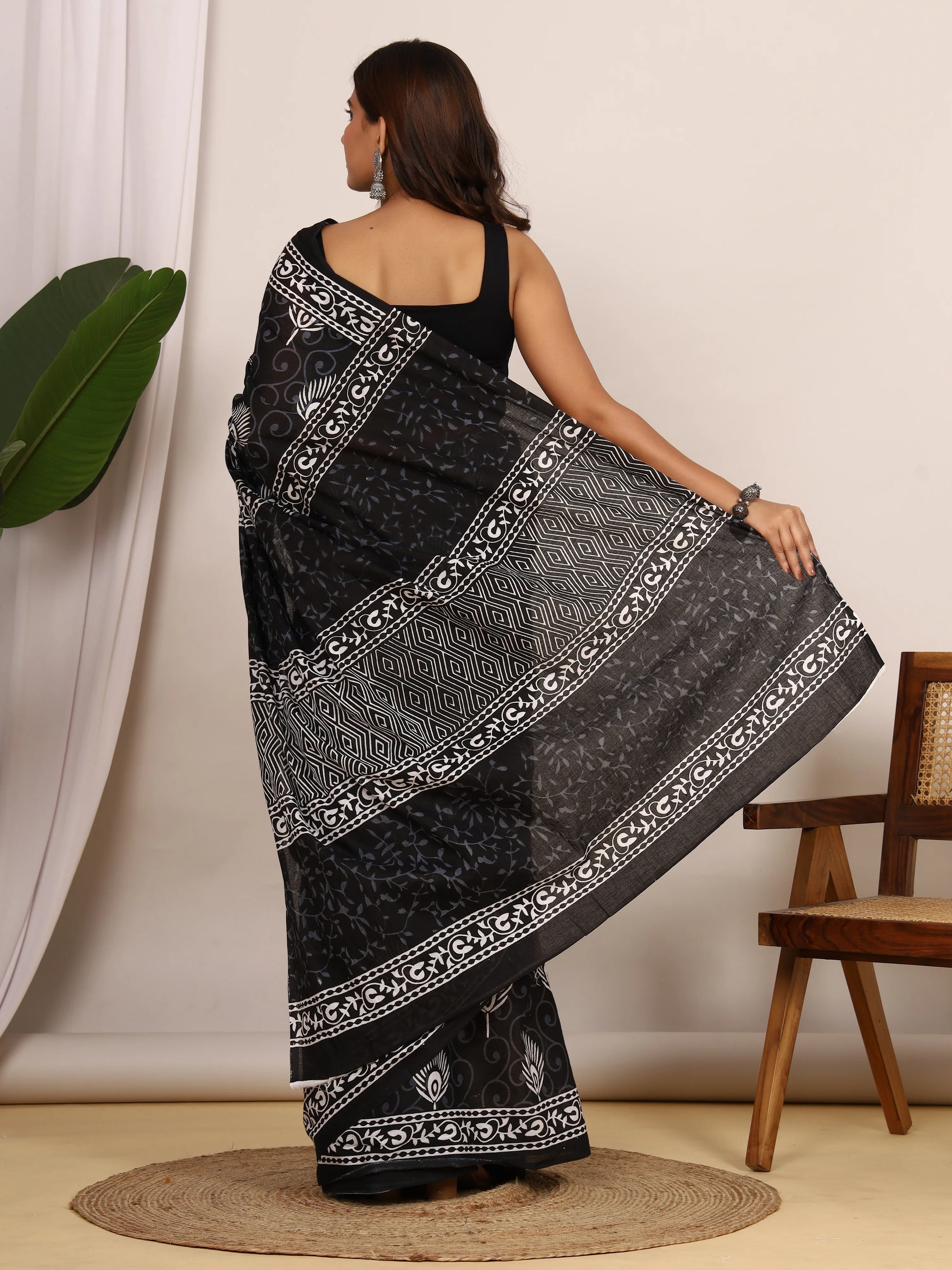 Elegant Black & White Pure Cotton Saree with Peacock Sanganeri Block Print view 2