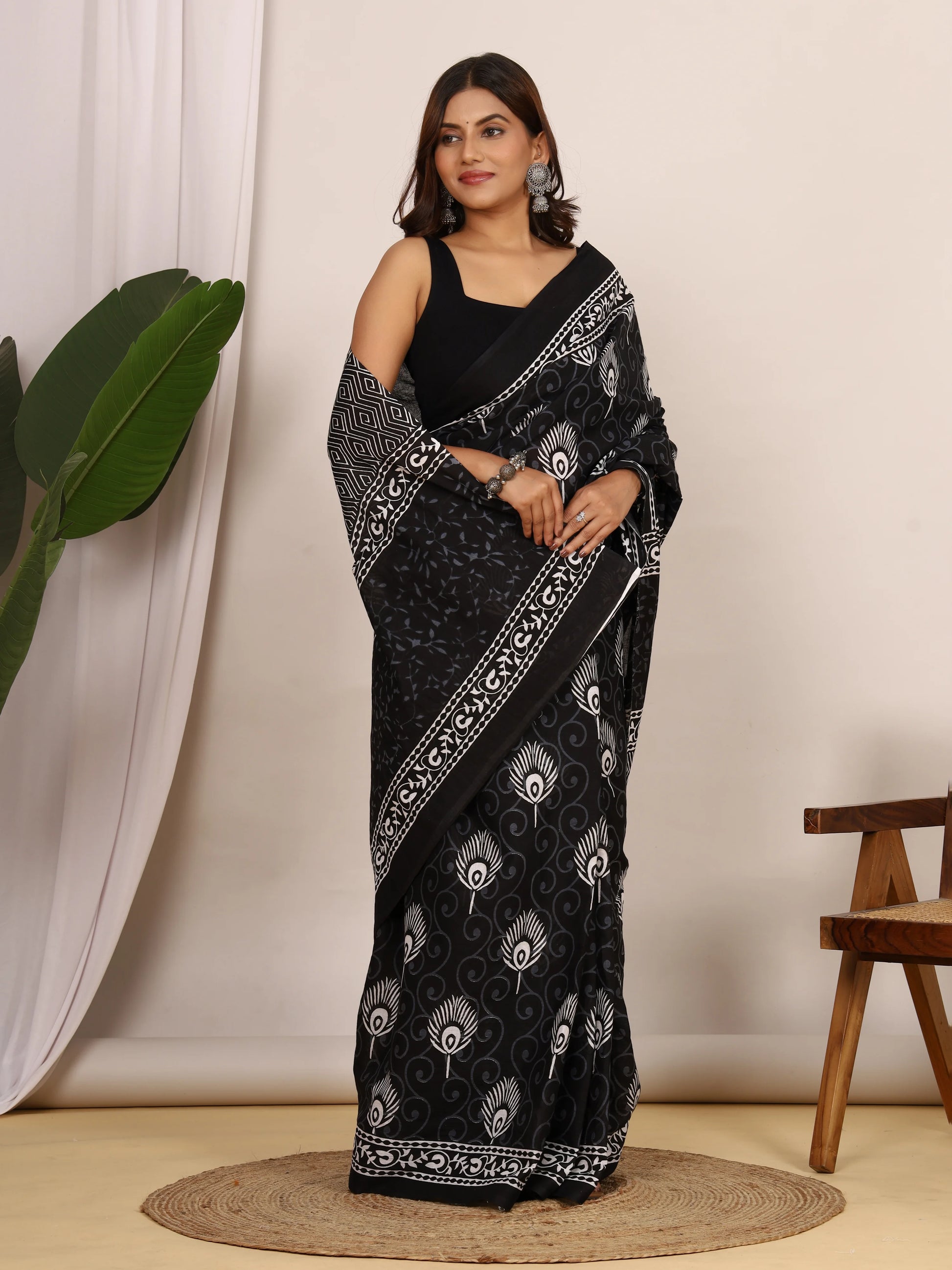 Elegant Black & White Pure Cotton Saree with Peacock Sanganeri Block Print view 5