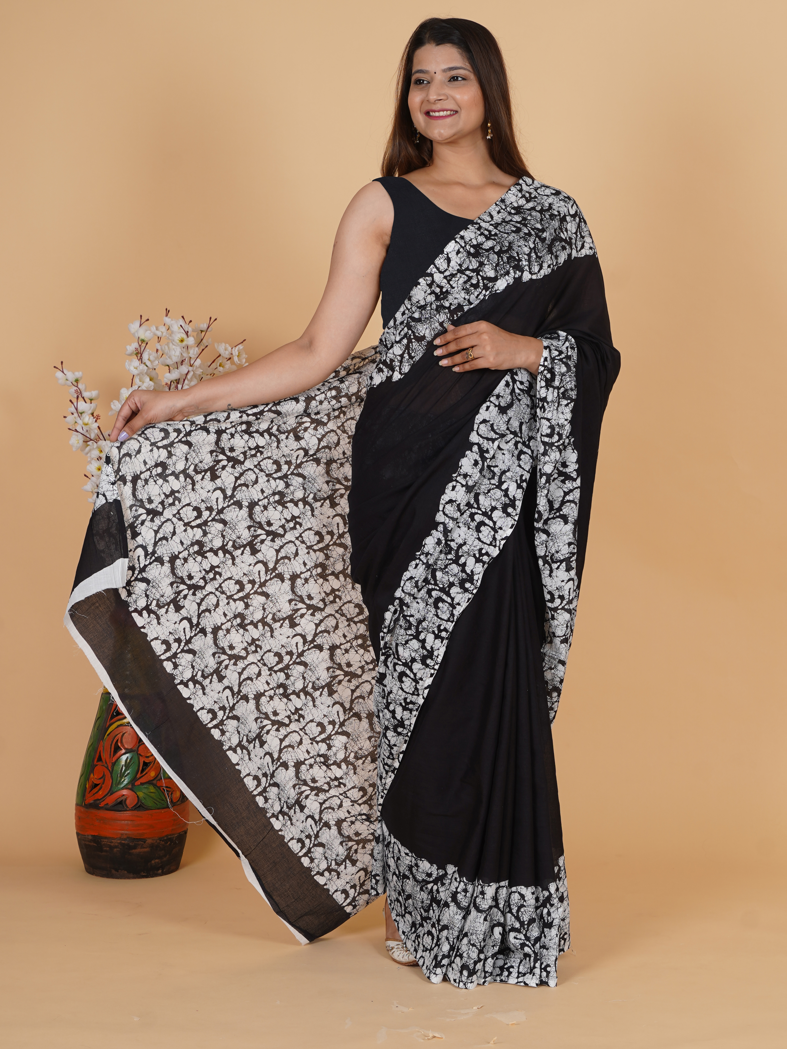 Cotton Printed Saree for Women view 4