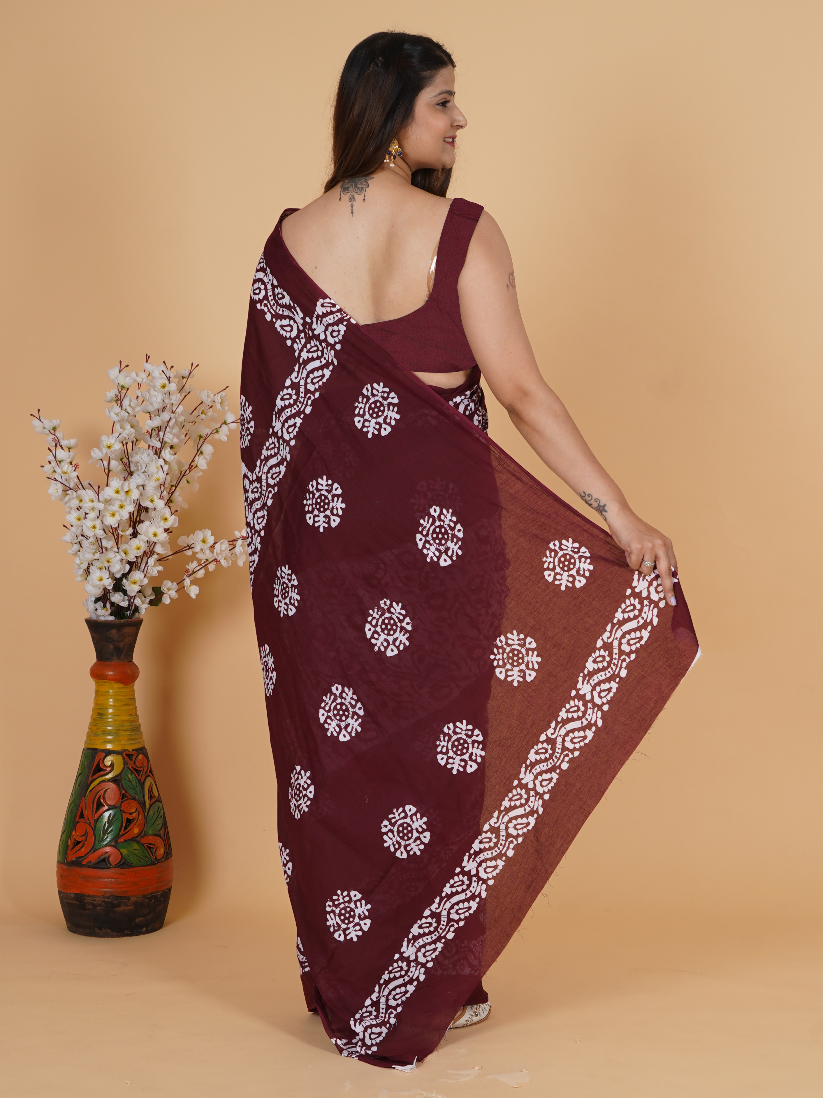 Elegant Maroon Printed Saree for Women view 2