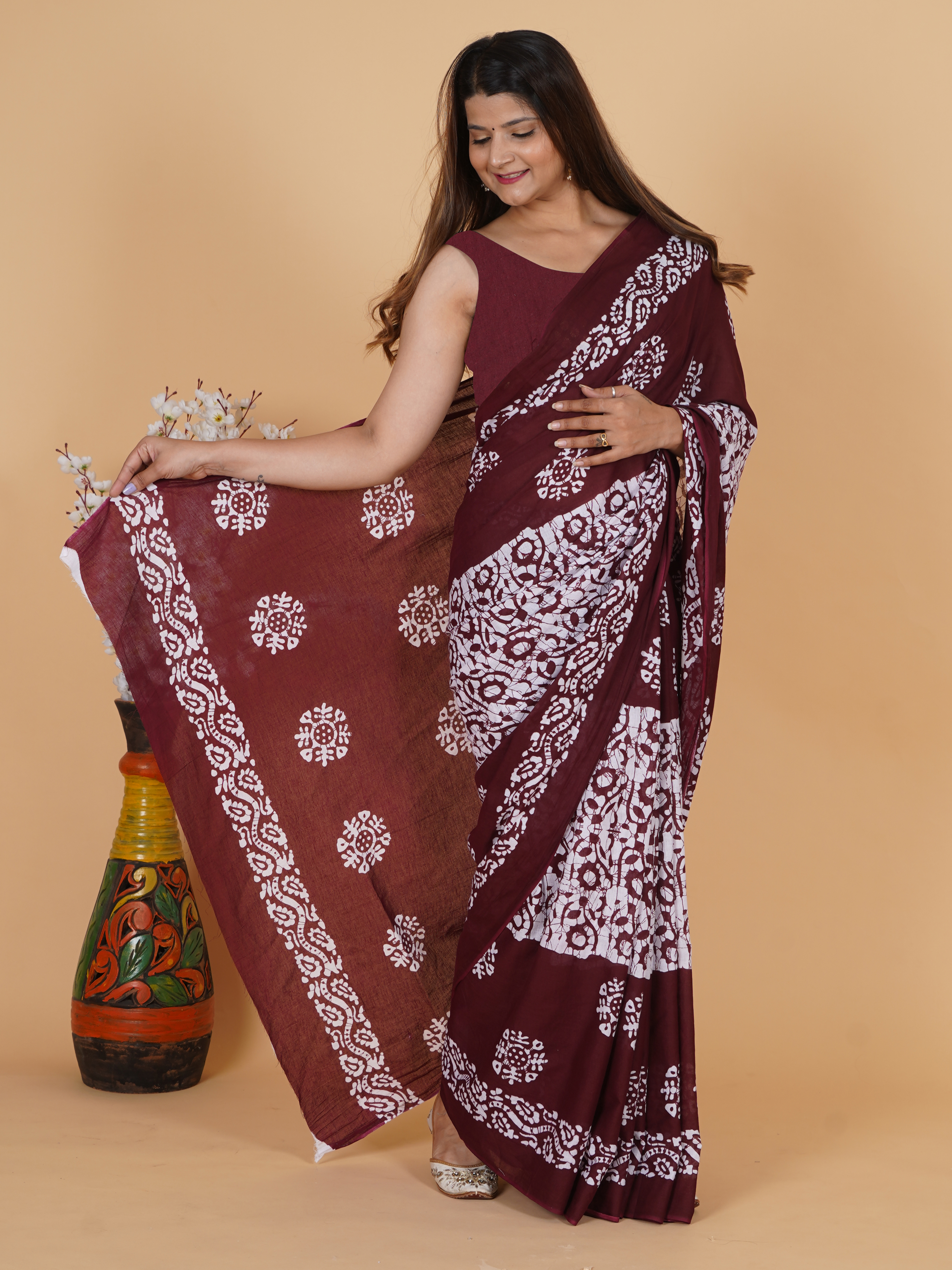 Elegant Maroon Printed Saree for Women view 5
