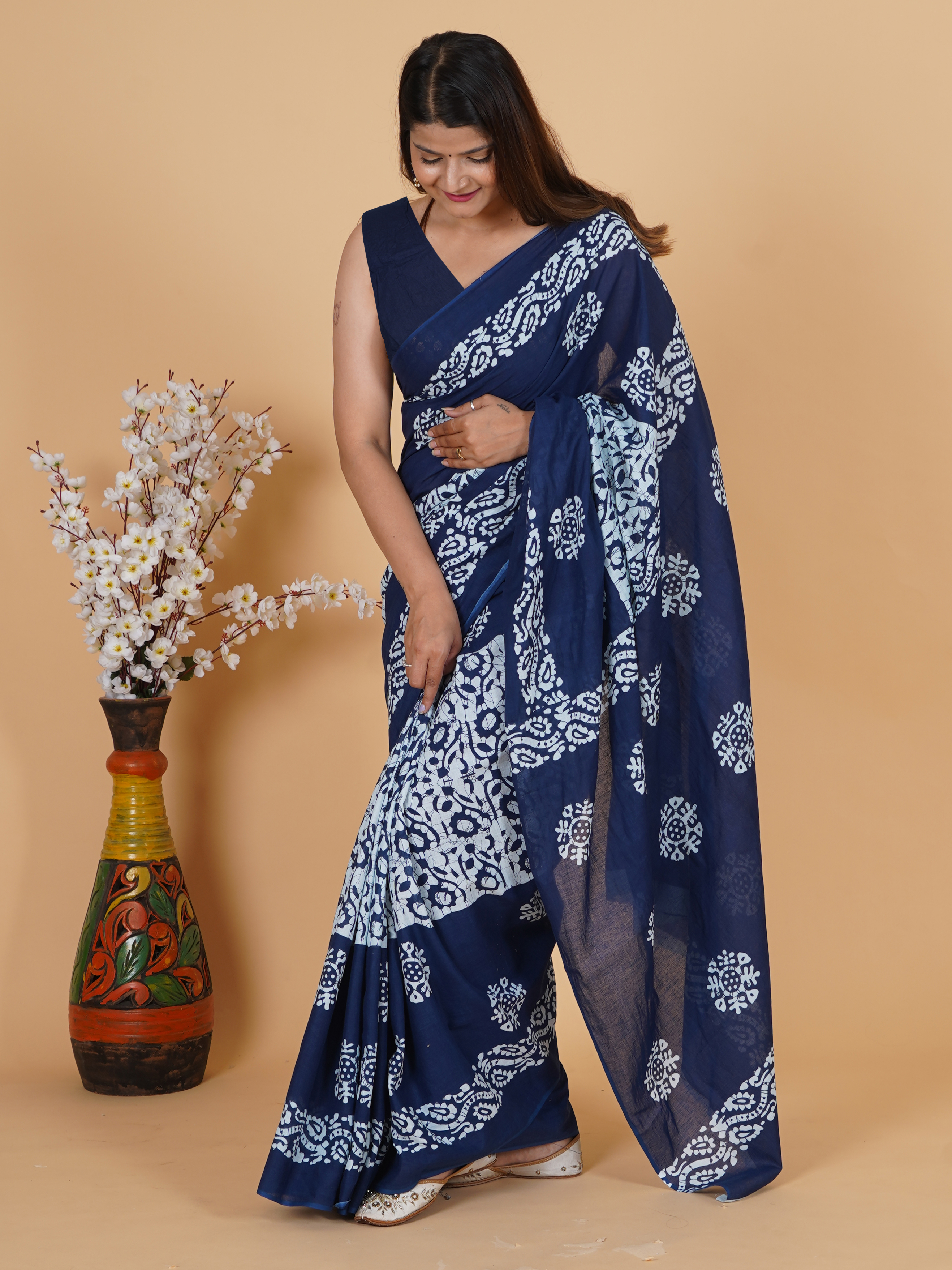 Printed Royal Blue Cotton Saree view 3