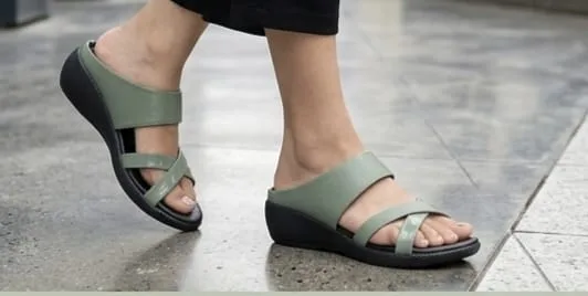 Women’s Green X2 pata-On Sandals view 2