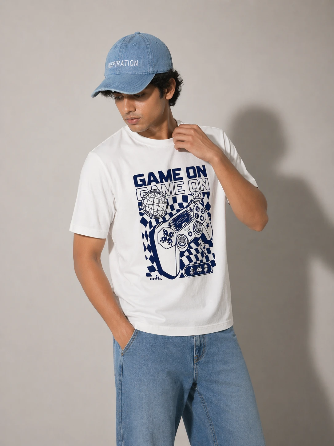 White " Game On" Graphic Seamless T- Shirt view 2