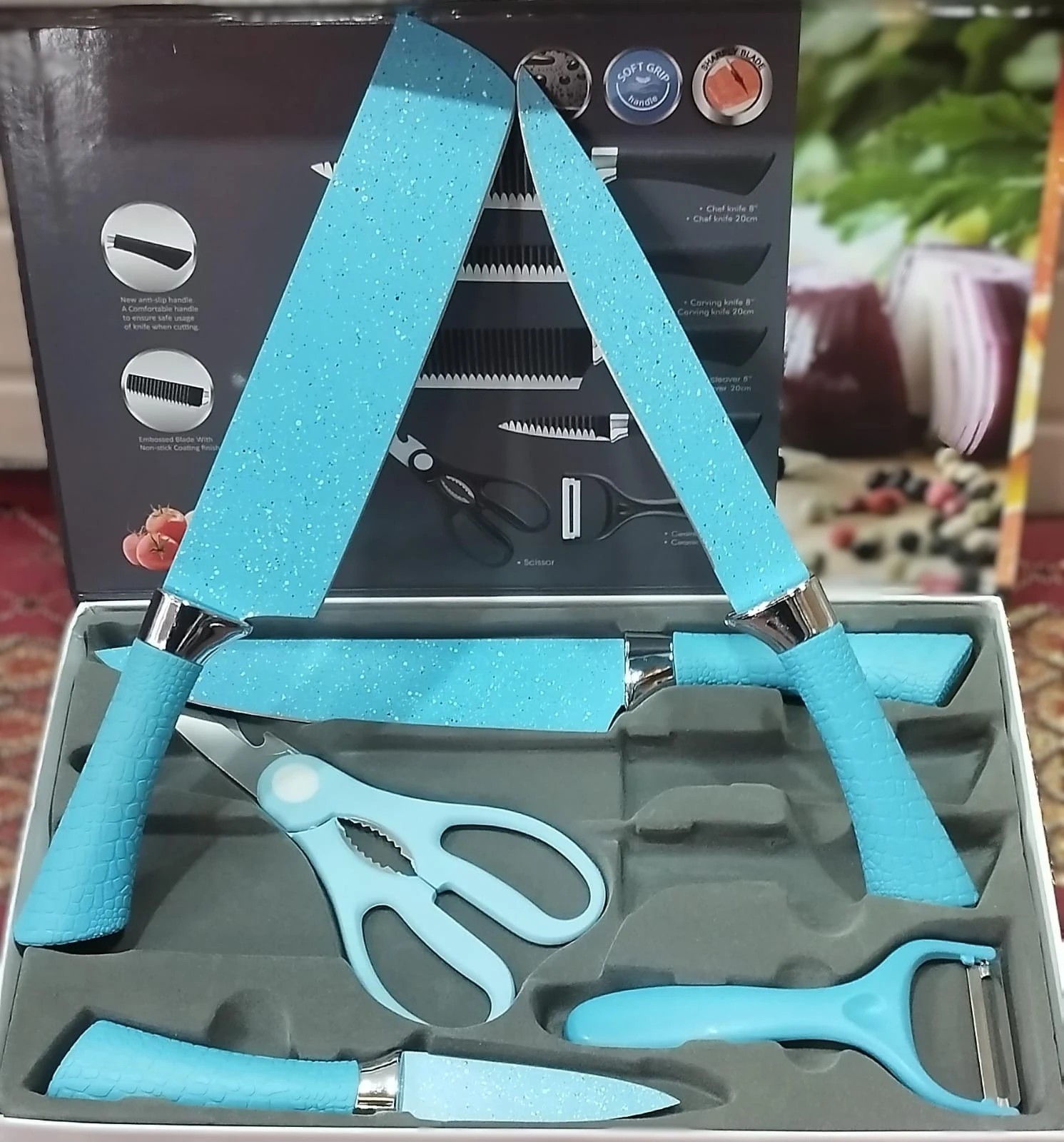6-Piece Non-Stick Kitchen Knife Set with Peeler and Scissors - Blue view 3
