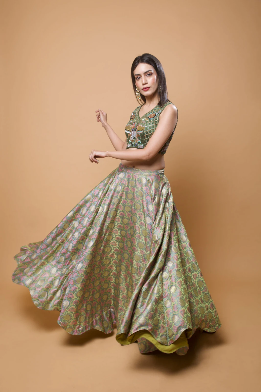 Women's Embroidered Floral Lehenga Set with Dupatta view 5