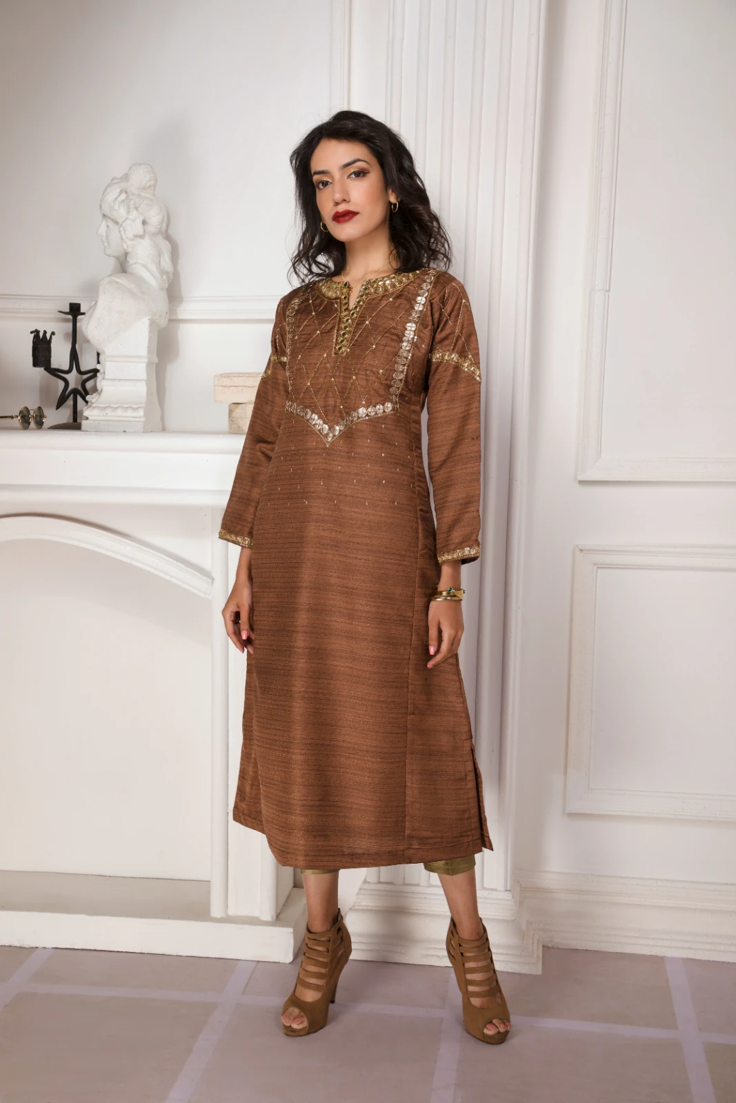 Women’s Brown Embroidered Straight Kurta view 3