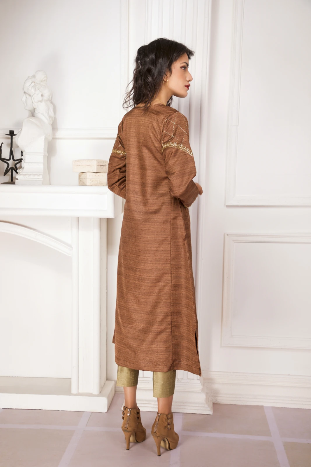 Women’s Brown Embroidered Straight Kurta view 4